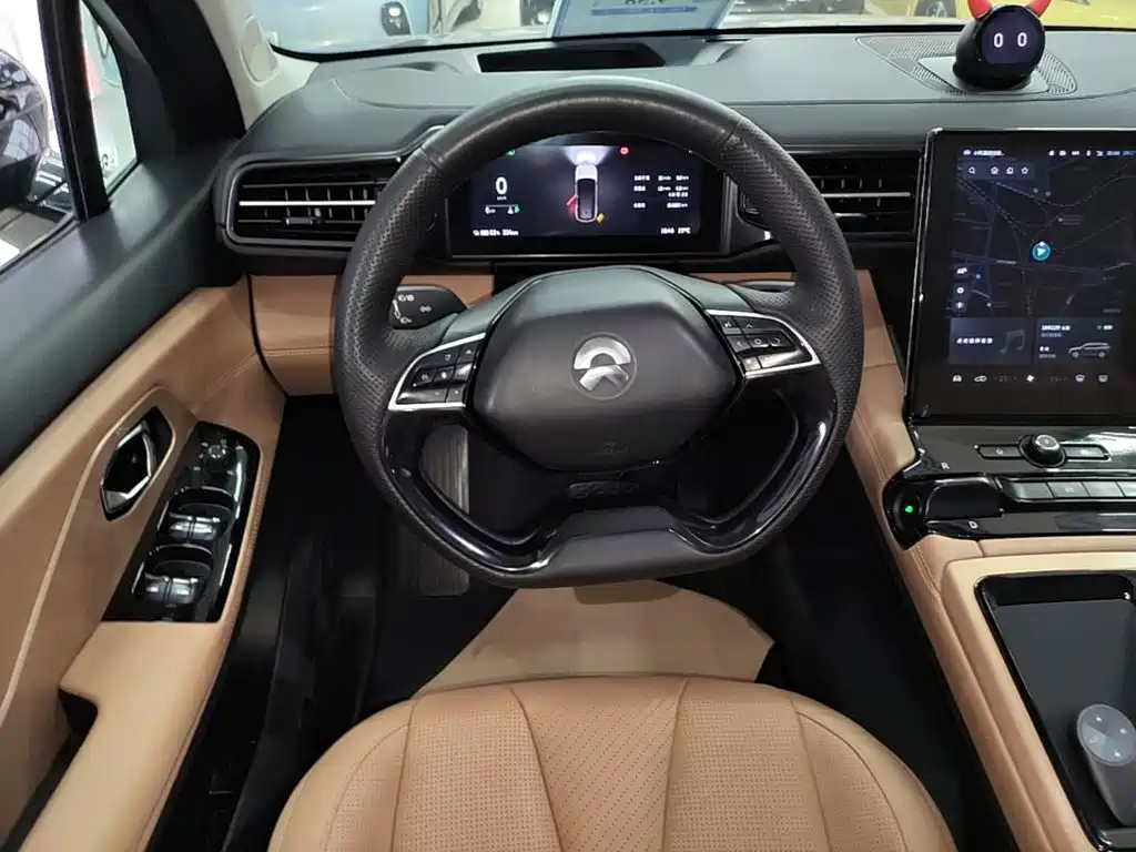 NIO ES8 — миниатюра 11