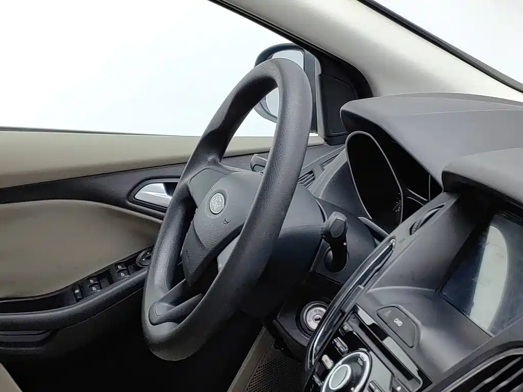 Ford Focus — миниатюра 22