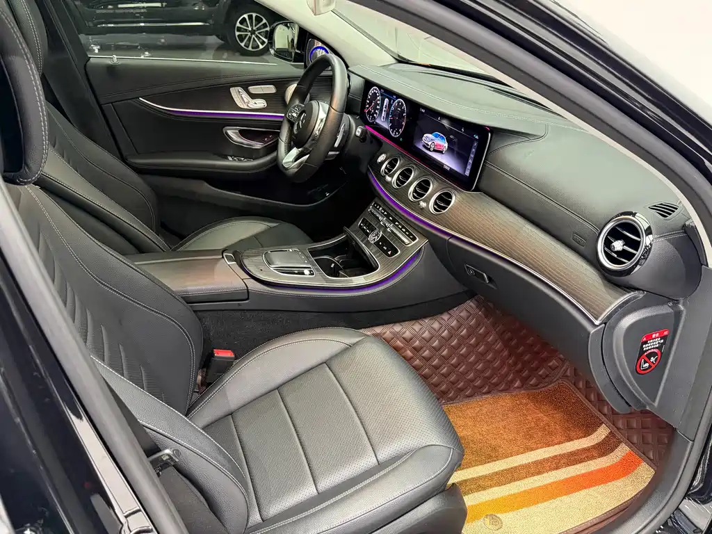 Mercedes-Benz E-Class — миниатюра 19
