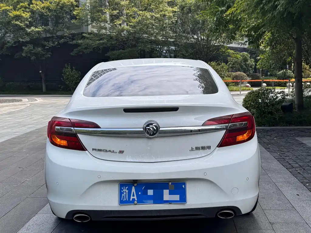 Buick Regal — миниатюра 4