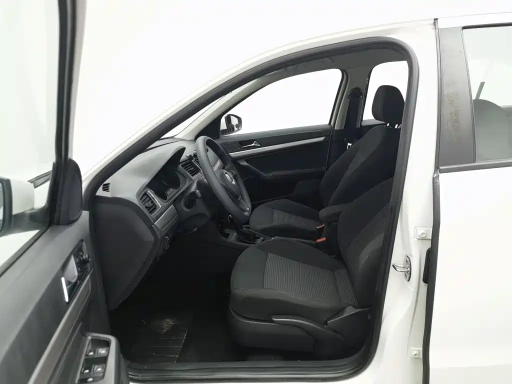 Volkswagen Lavida — миниатюра 10