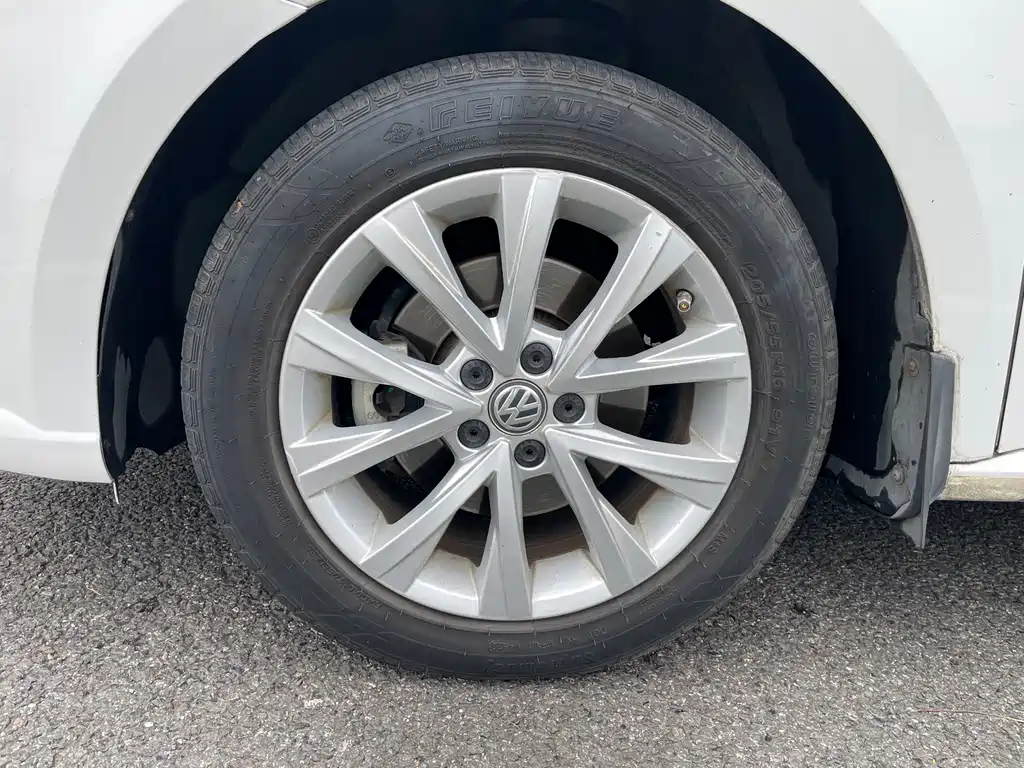 Volkswagen Lavida — миниатюра 17