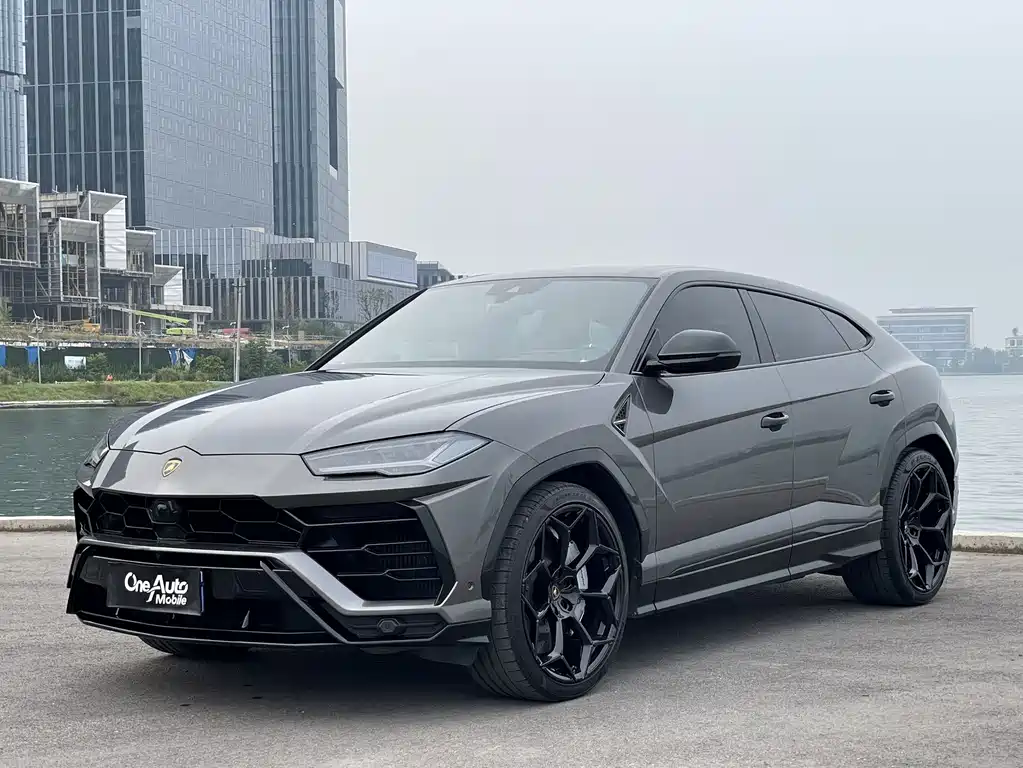 Lamborghini Urus — миниатюра 7