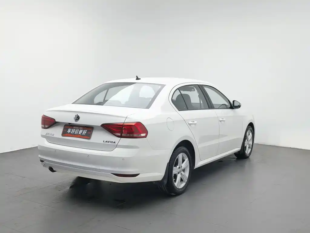 Volkswagen Lavida — миниатюра 2