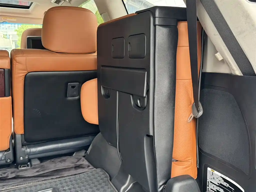Lexus LX 2013 570