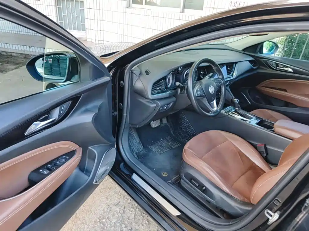 Buick Regal — миниатюра 16