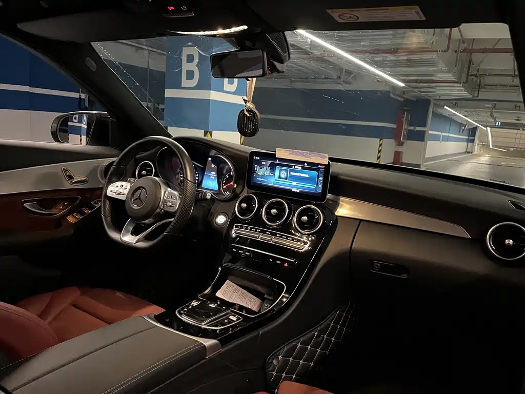 Mercedes-Benz C-Class — миниатюра 14
