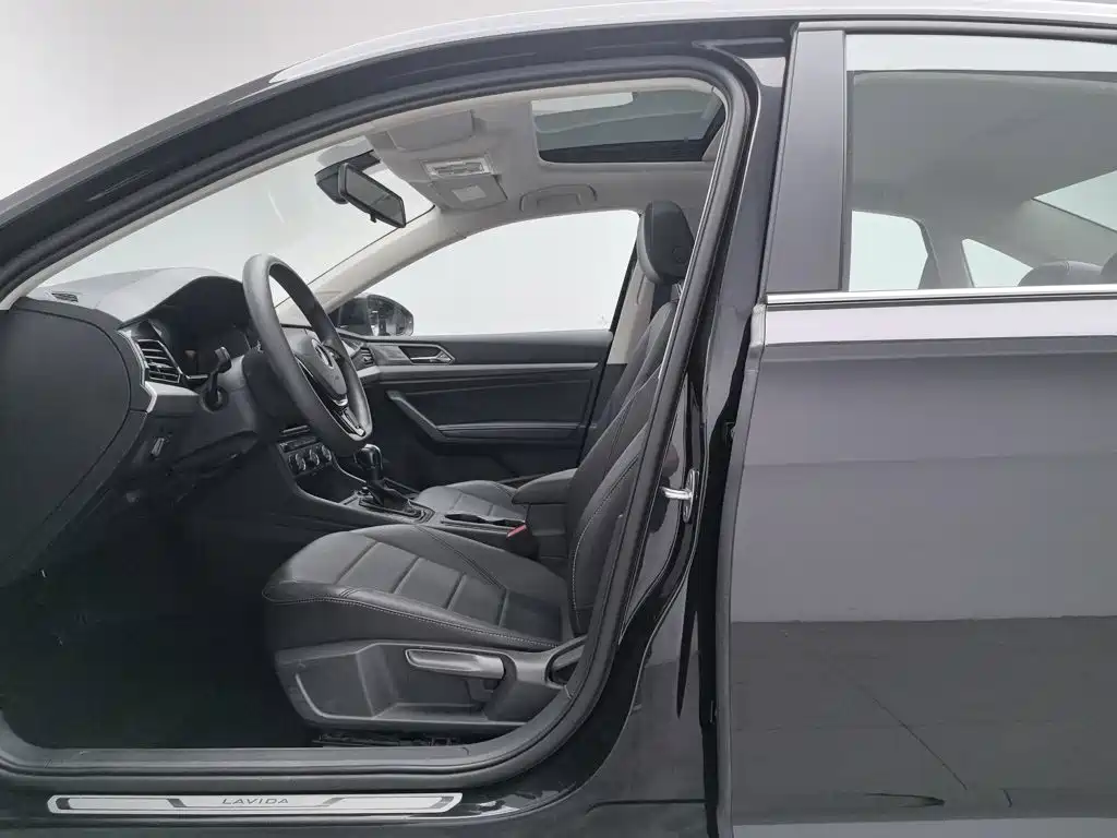 Volkswagen Lavida — миниатюра 10