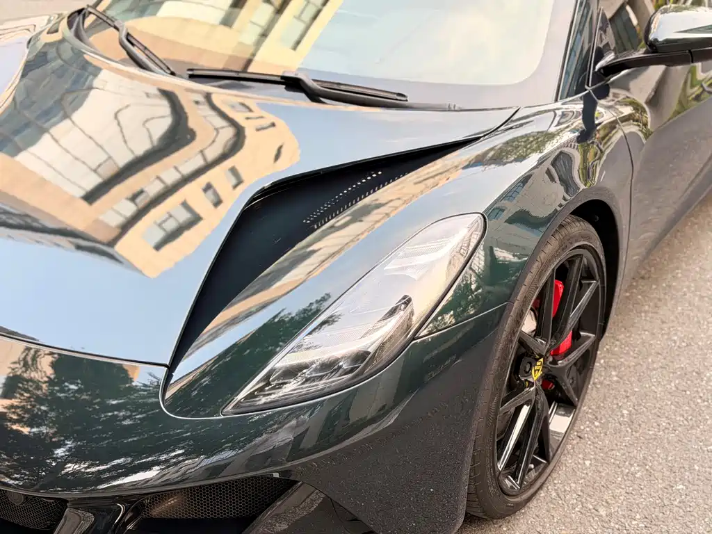 Lotus Emira — миниатюра 17