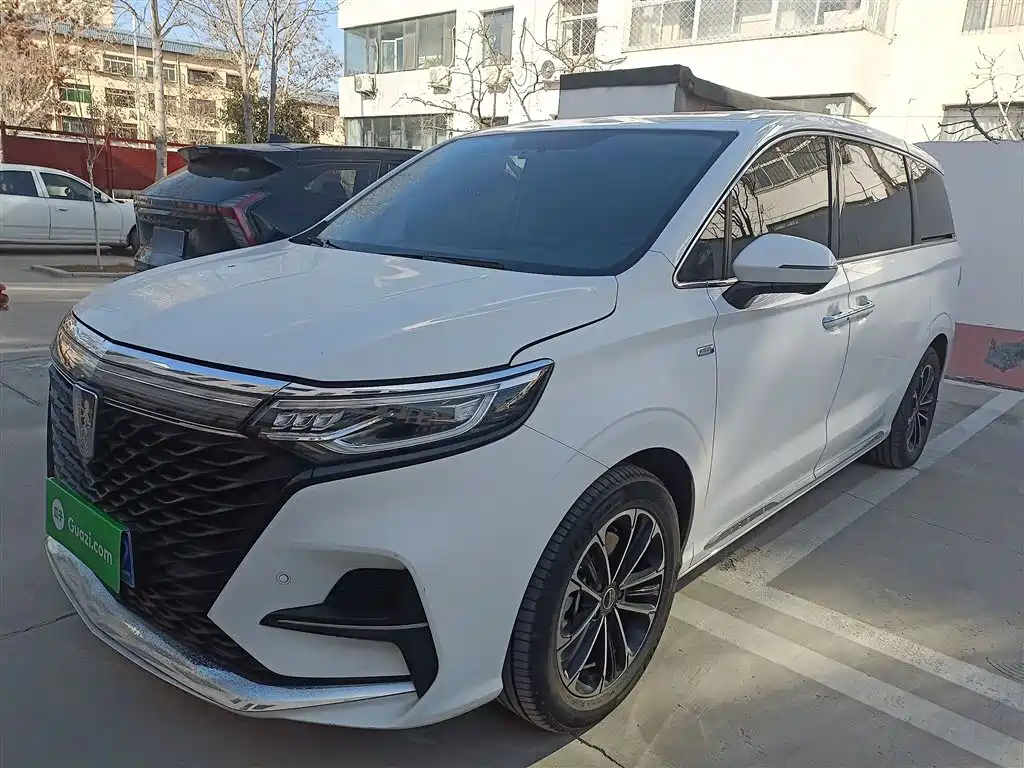 Roewe iMAX8 2021