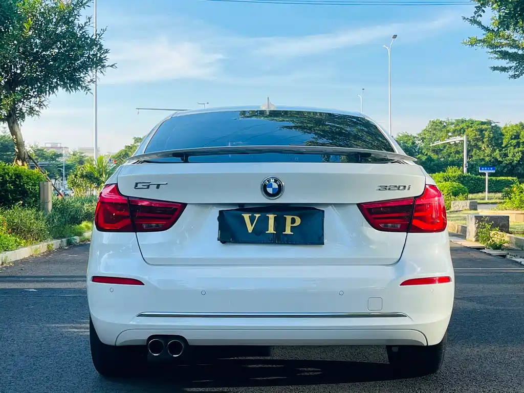BMW 3 Series GT — миниатюра 5