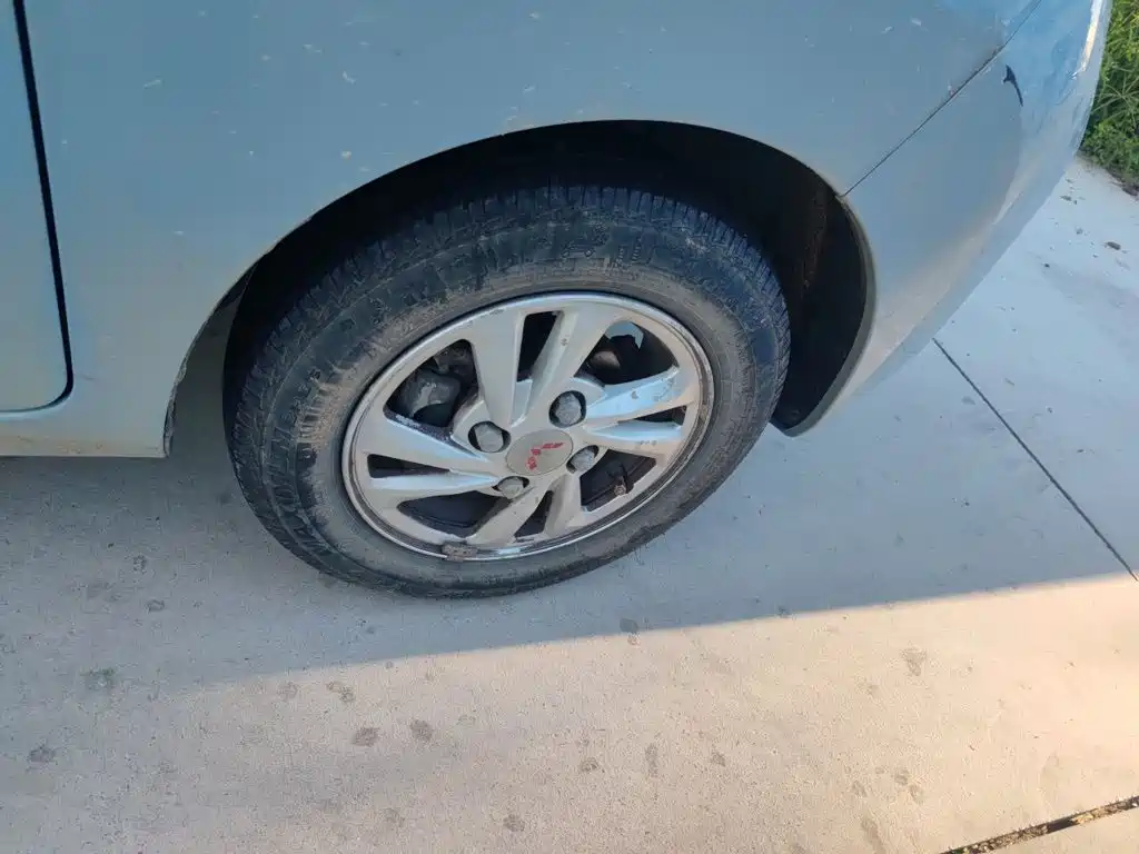 Wuling MINIEV — миниатюра 24