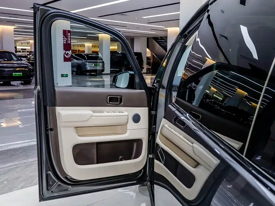 Li Auto Li MEGA — миниатюра 4