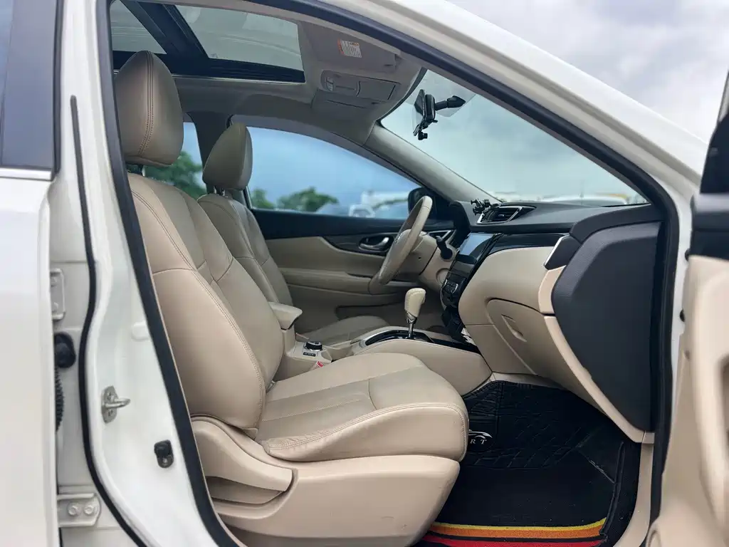 Nissan X-Trail — миниатюра 7