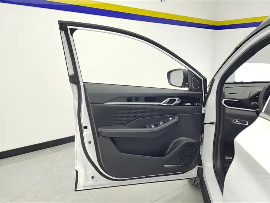 Geely Binyue 2025 L 1.5TD DCT