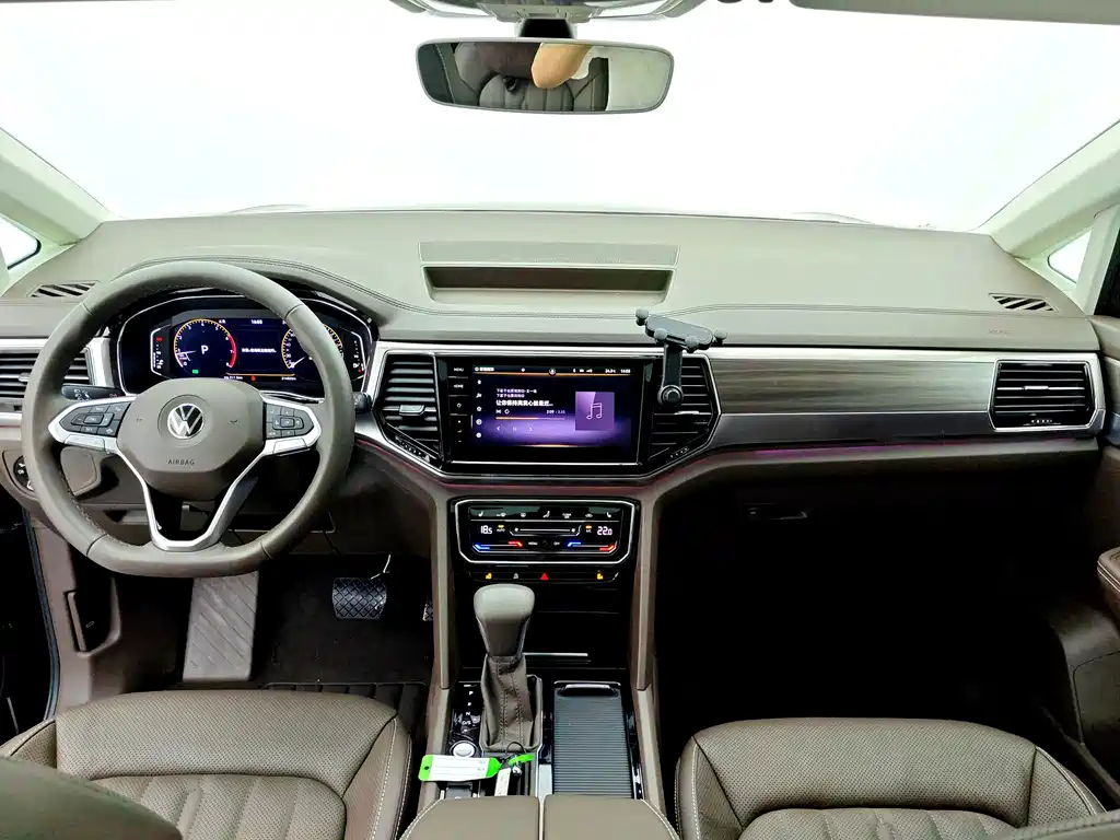 Volkswagen Viloran — миниатюра 9