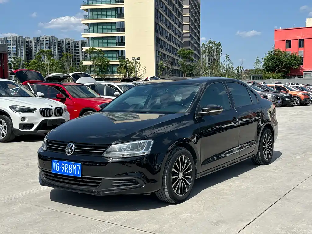 Volkswagen Sagitar 2014