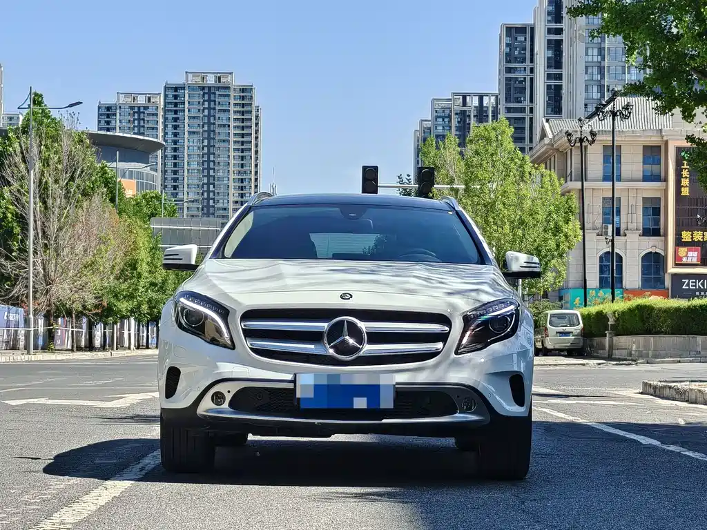 Mercedes-Benz GLA — миниатюра 2