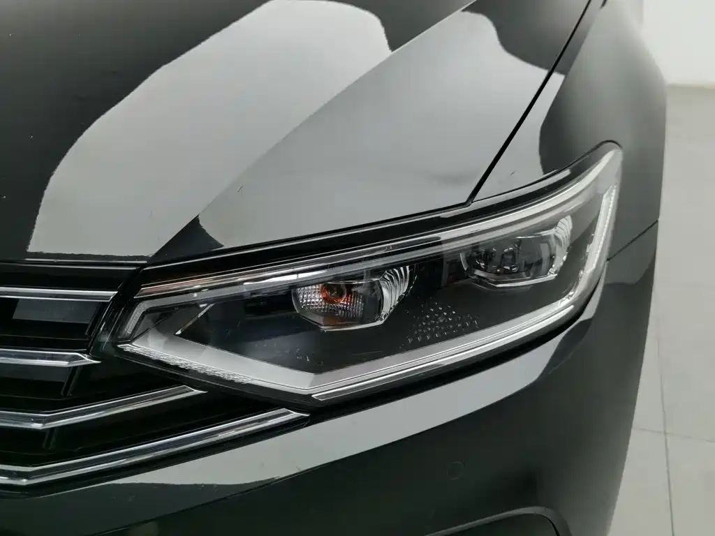 Volkswagen Magotan — миниатюра 7