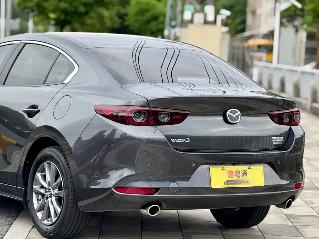 Mazda 3 Axela — миниатюра 9