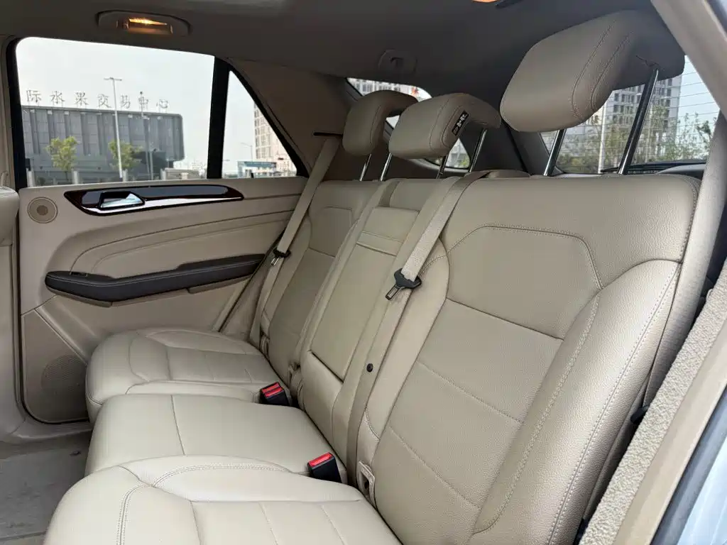 Mercedes-Benz M-Class — миниатюра 19