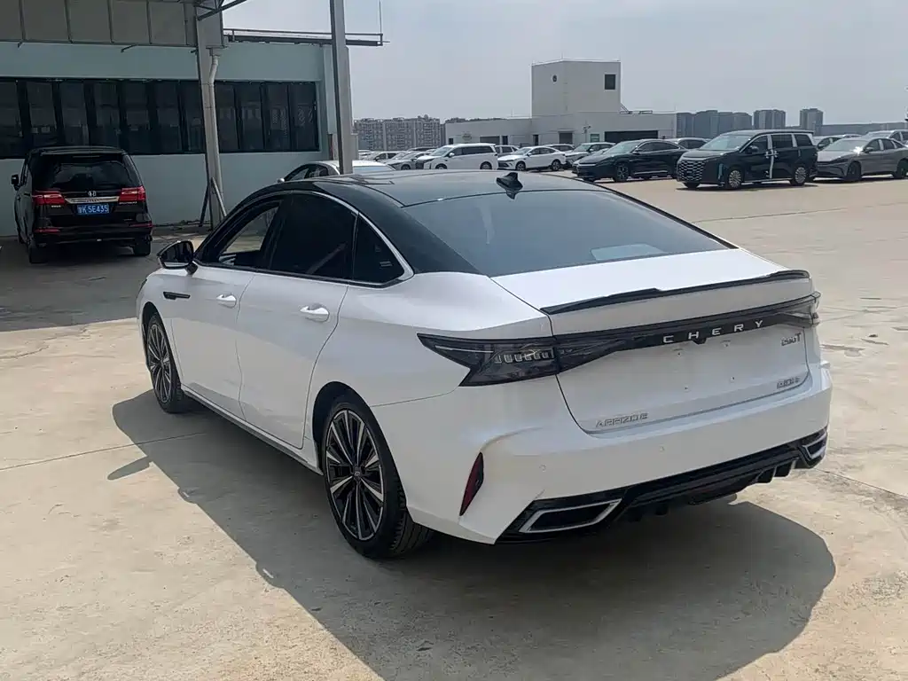 Chery Arrizo 8 — миниатюра 17