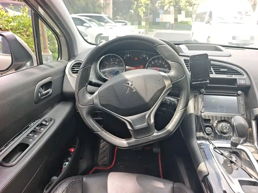 Peugeot 3008 — миниатюра 3