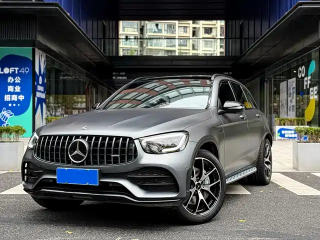 MERCEDES-BENZ GLC AMG
