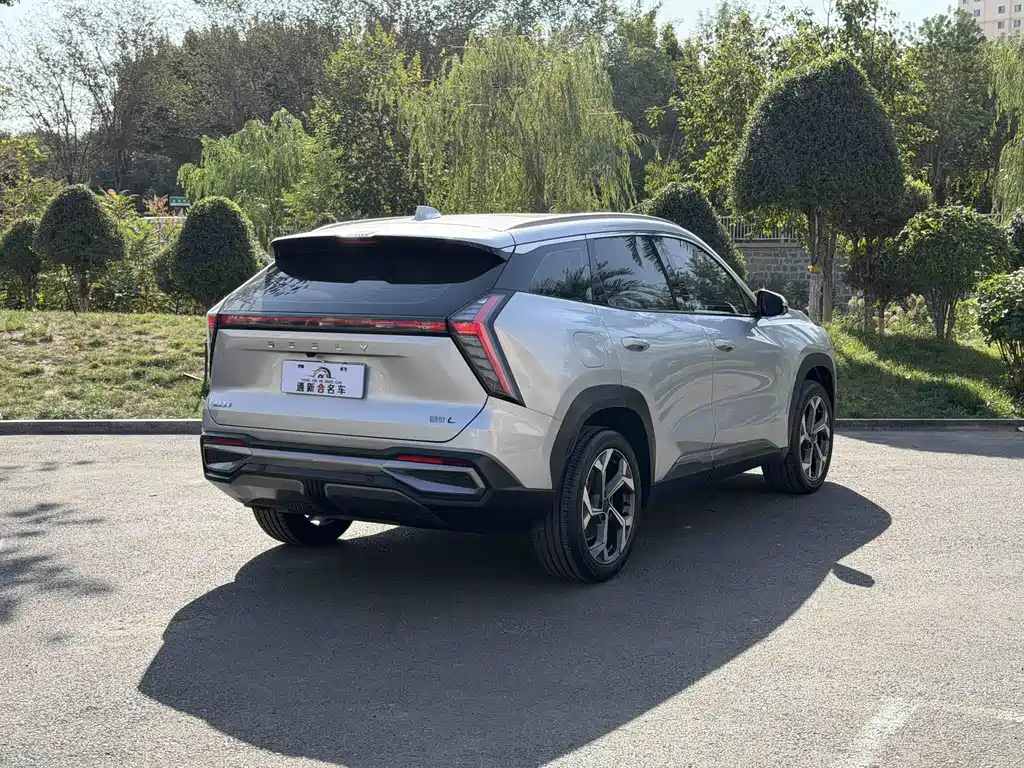 Geely Boyue L — миниатюра 9