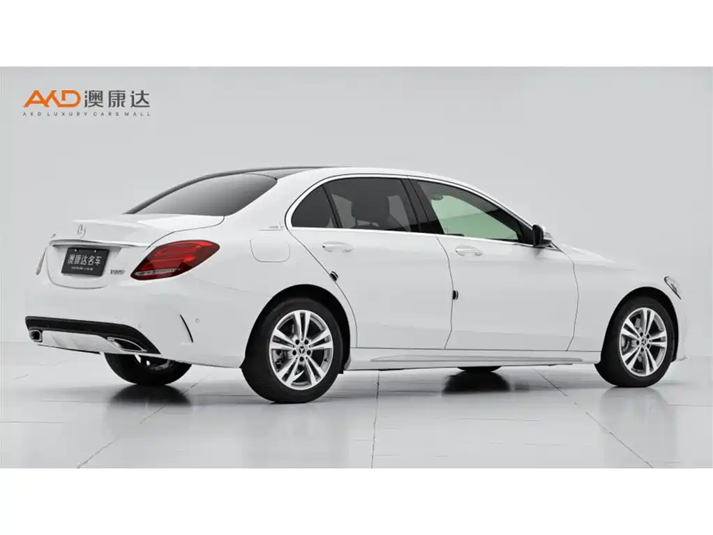 Mercedes-Benz C-Class — миниатюра 3
