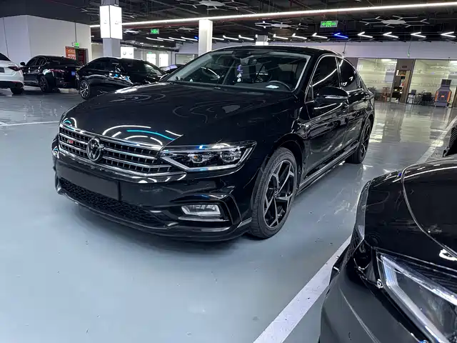 2023 Volkswagen Passat