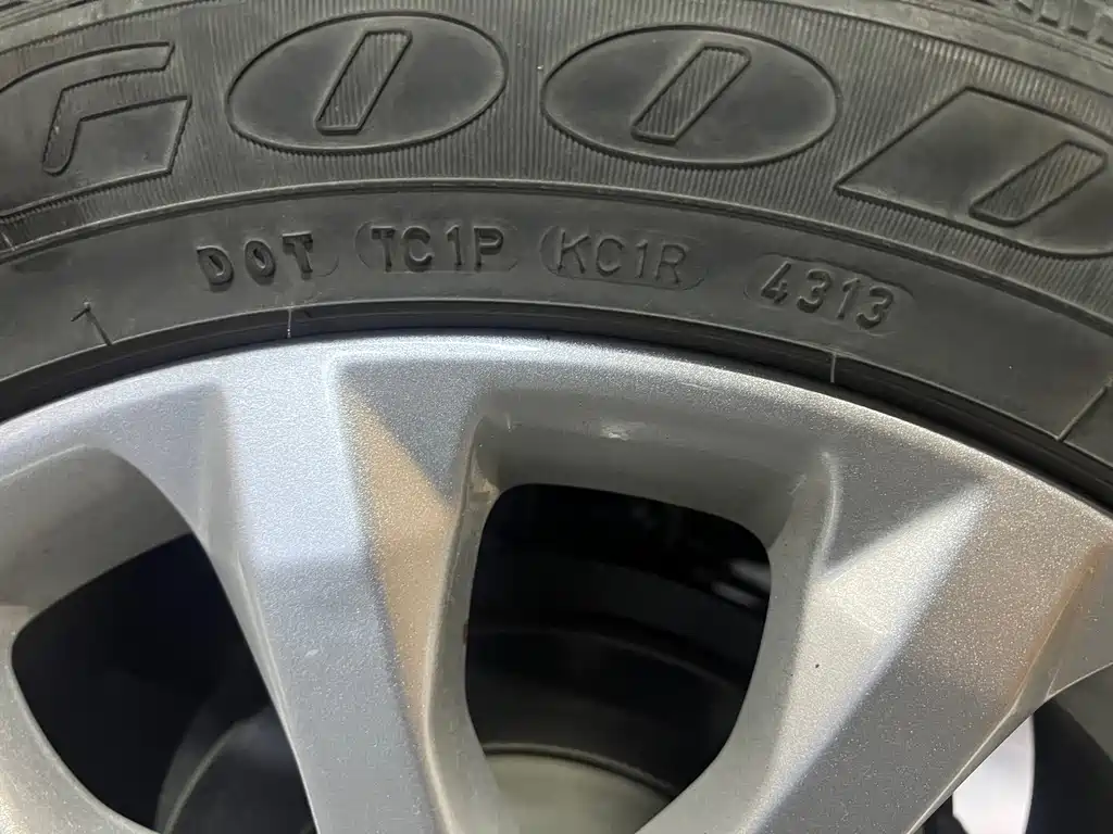 Ford Kuga — миниатюра 17