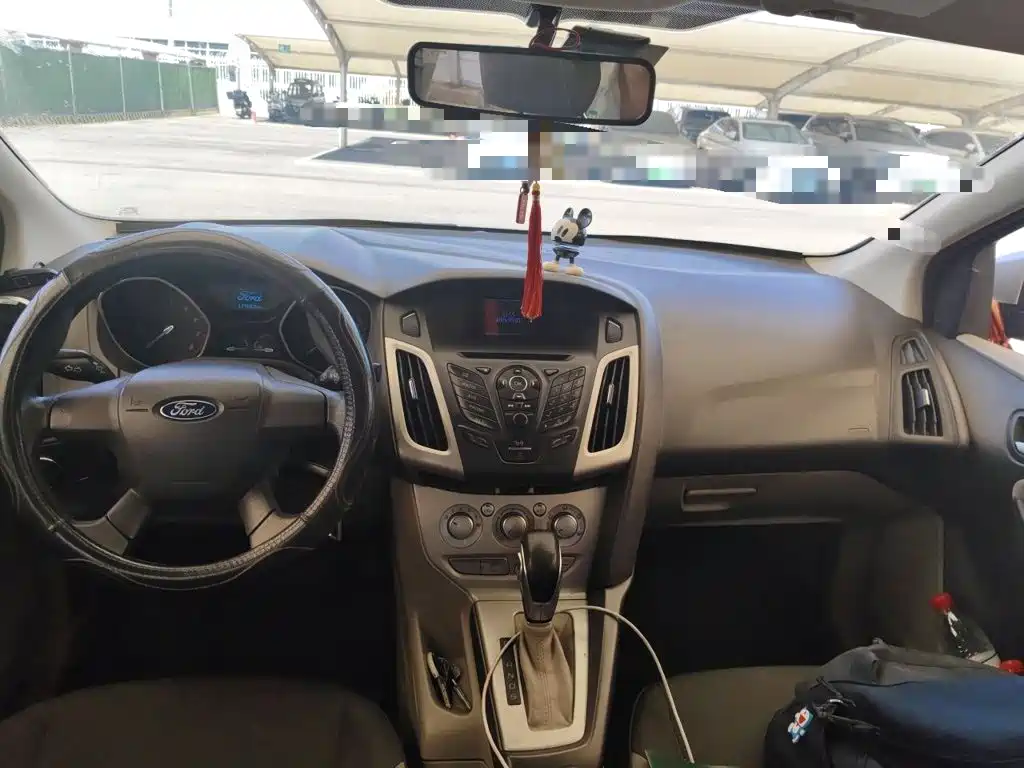 Ford Focus — миниатюра 14