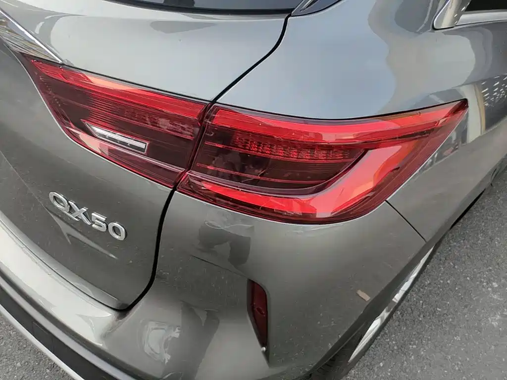 Infiniti QX50 — миниатюра 8
