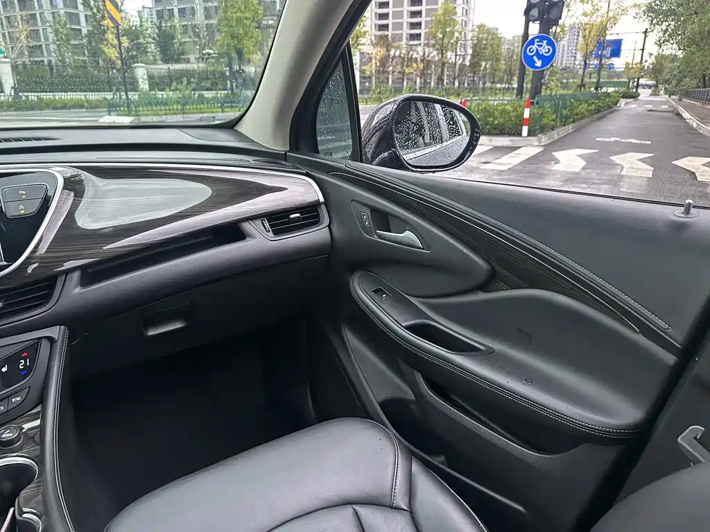 Buick Envision Plus — миниатюра 15