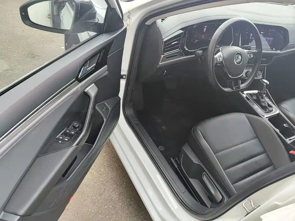 Volkswagen Sagitar — миниатюра 16