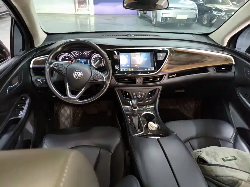 Buick Envision Plus — миниатюра 10