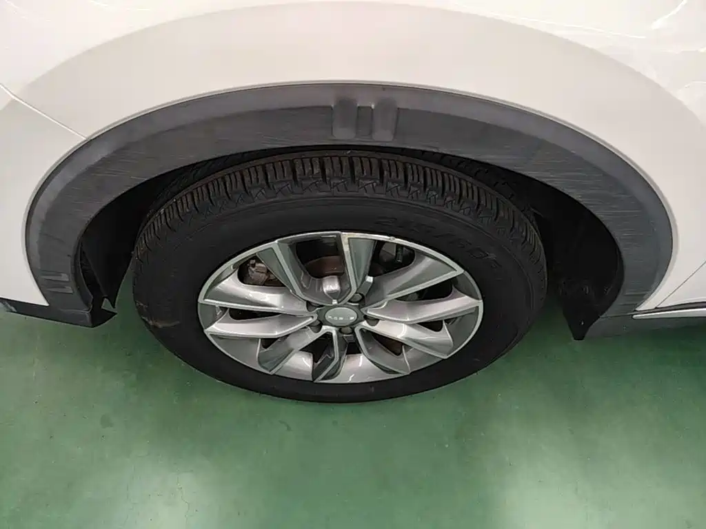 Roewe RX5 — миниатюра 23