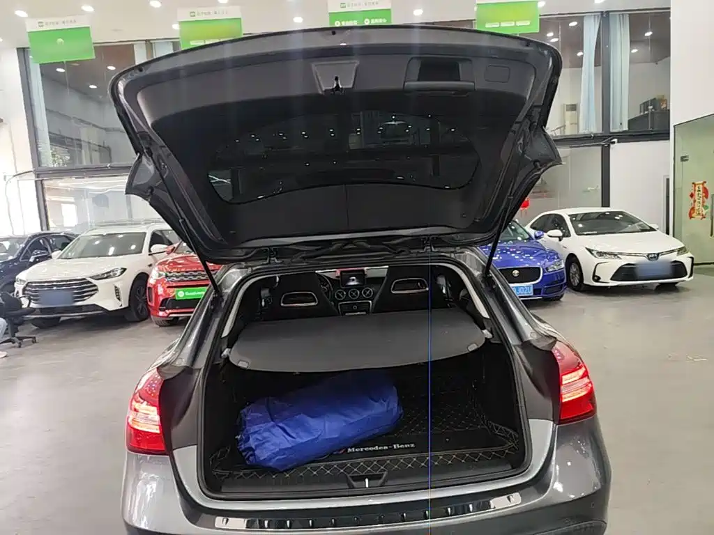 Mercedes-Benz GLA — миниатюра 19