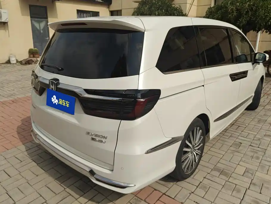Honda Elysion — миниатюра 3