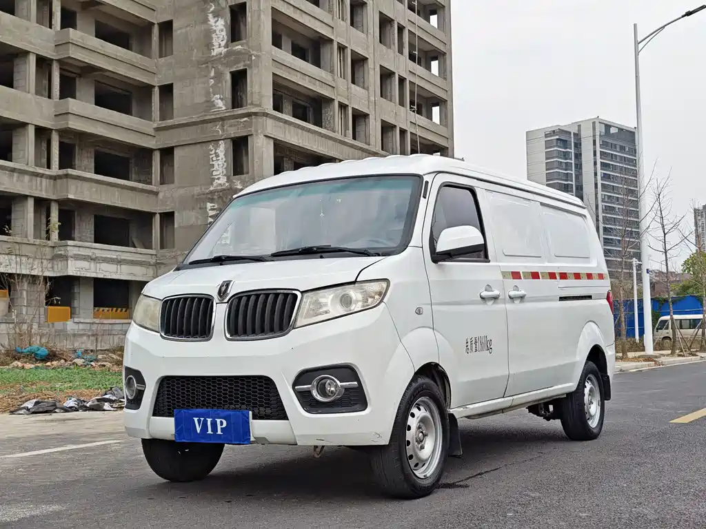Jinbei Hiace X30L 2018