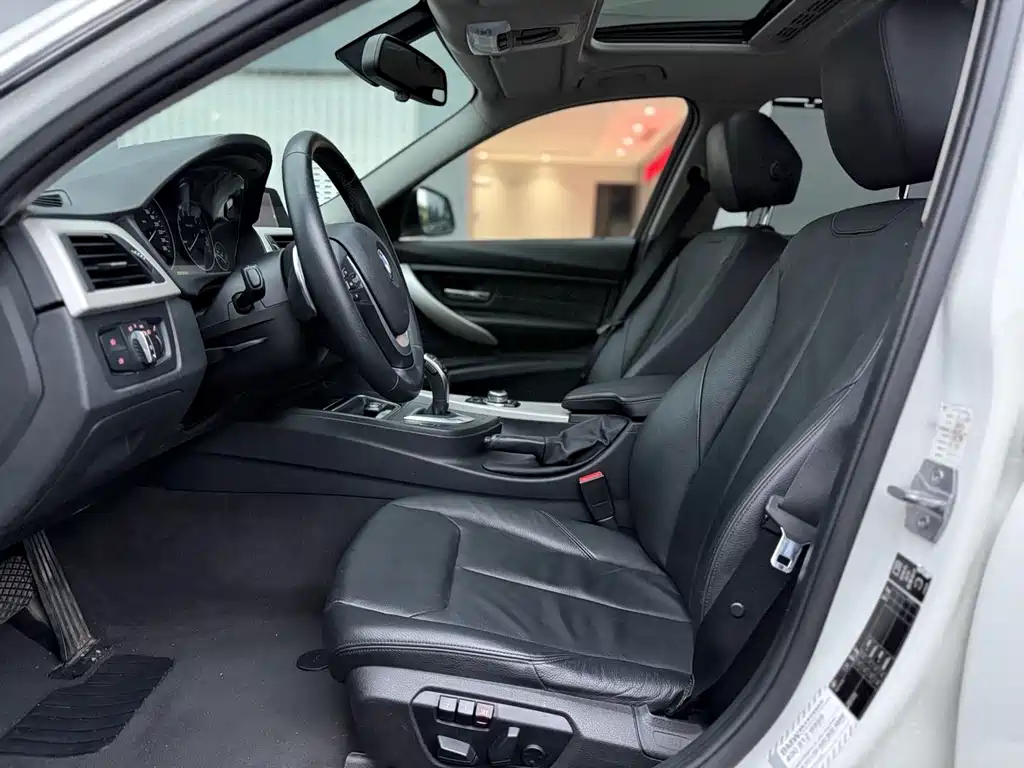 BMW 3 Series — миниатюра 5