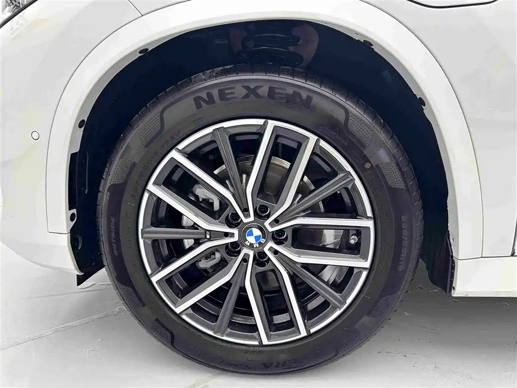 BMW iX1 — миниатюра 29