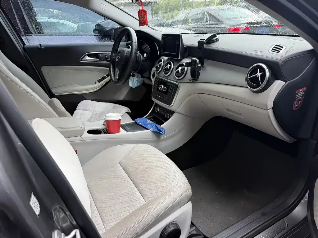 Mercedes-Benz GLA — миниатюра 6