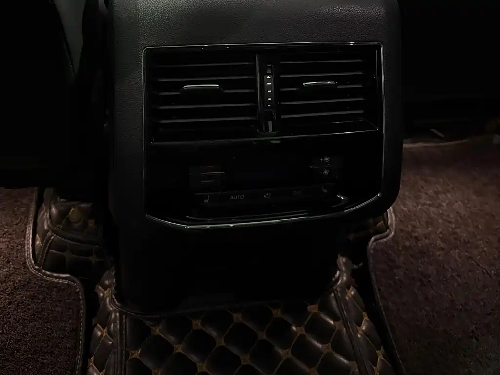 Volkswagen Teramont — миниатюра 15