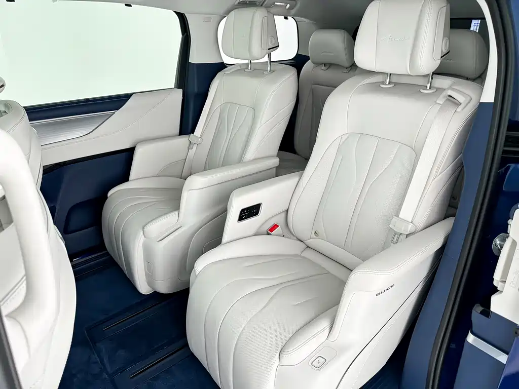 BUICK GL8 NEW ENERGY