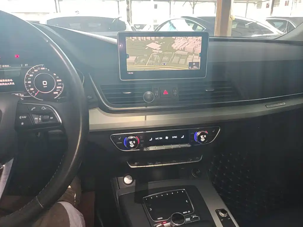 Audi Q5L — миниатюра 13
