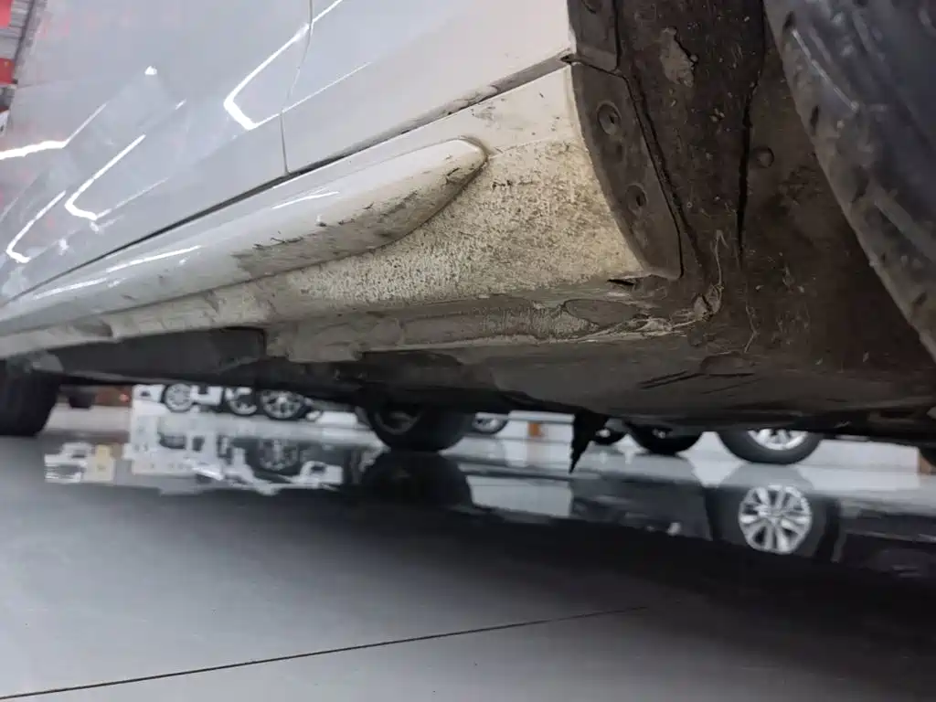 Audi A4L — миниатюра 21