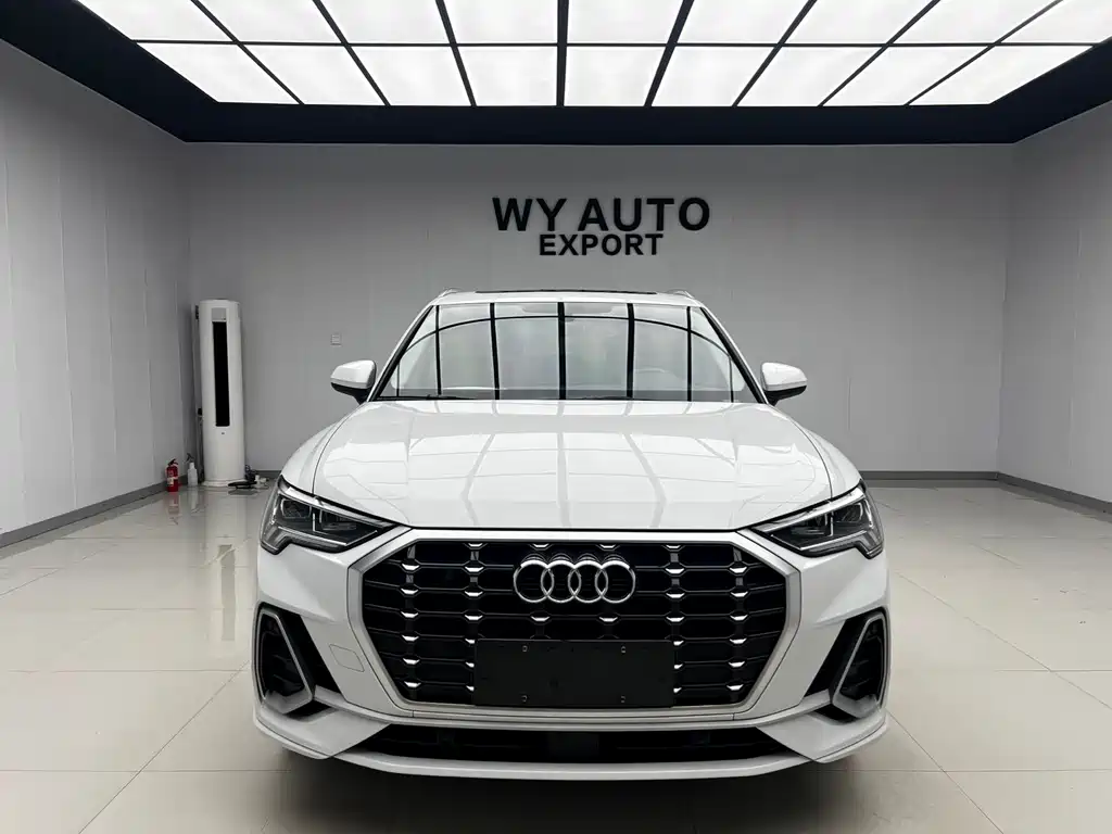 Audi Q3 2022 35 TFSI
