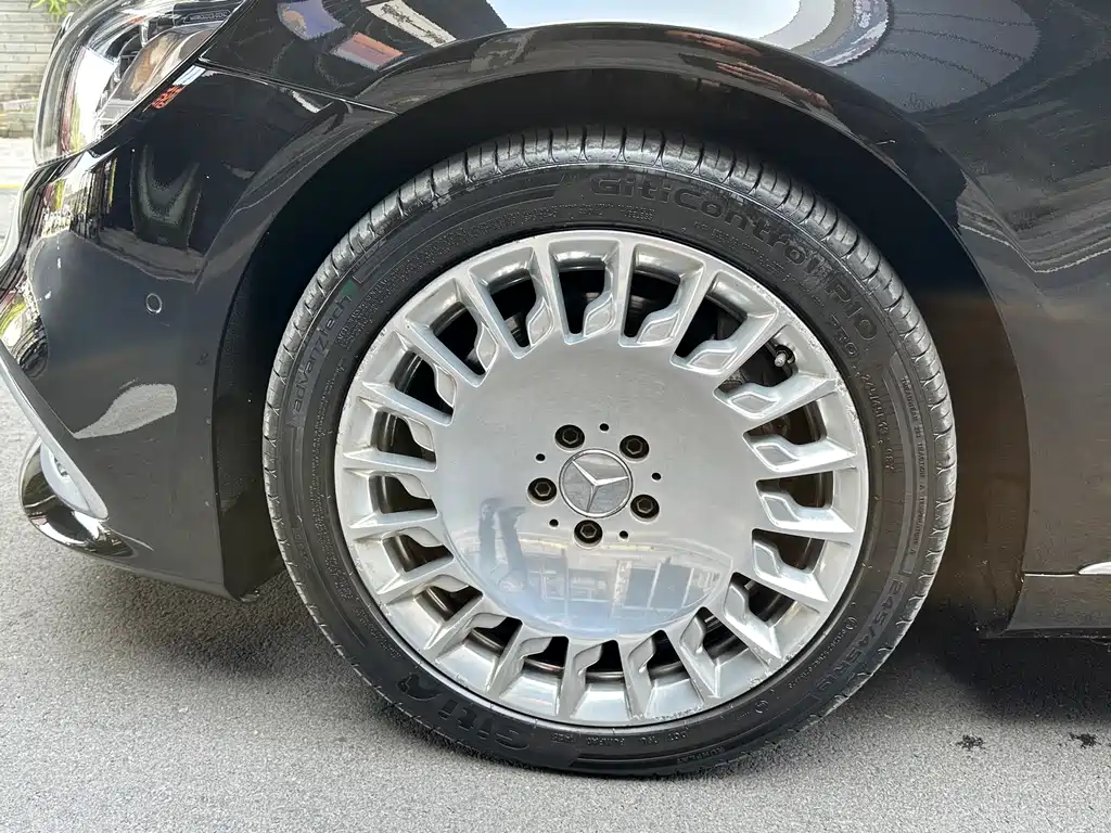 MERCEDES-BENZ MAYBACH S CLASS